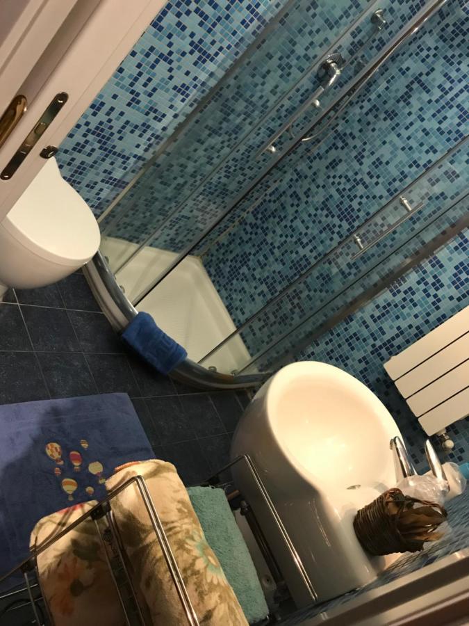 B&B L'Angolo Sulla Piazza Mirabella Imbaccari Εξωτερικό φωτογραφία